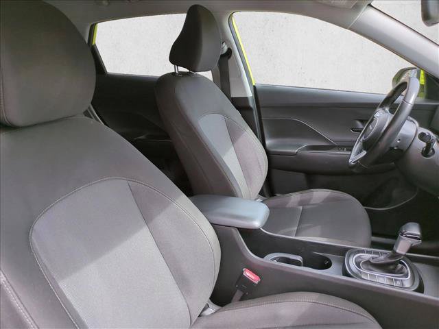 Used 2025 Hyundai Kona SEL AWD/4WD image 20