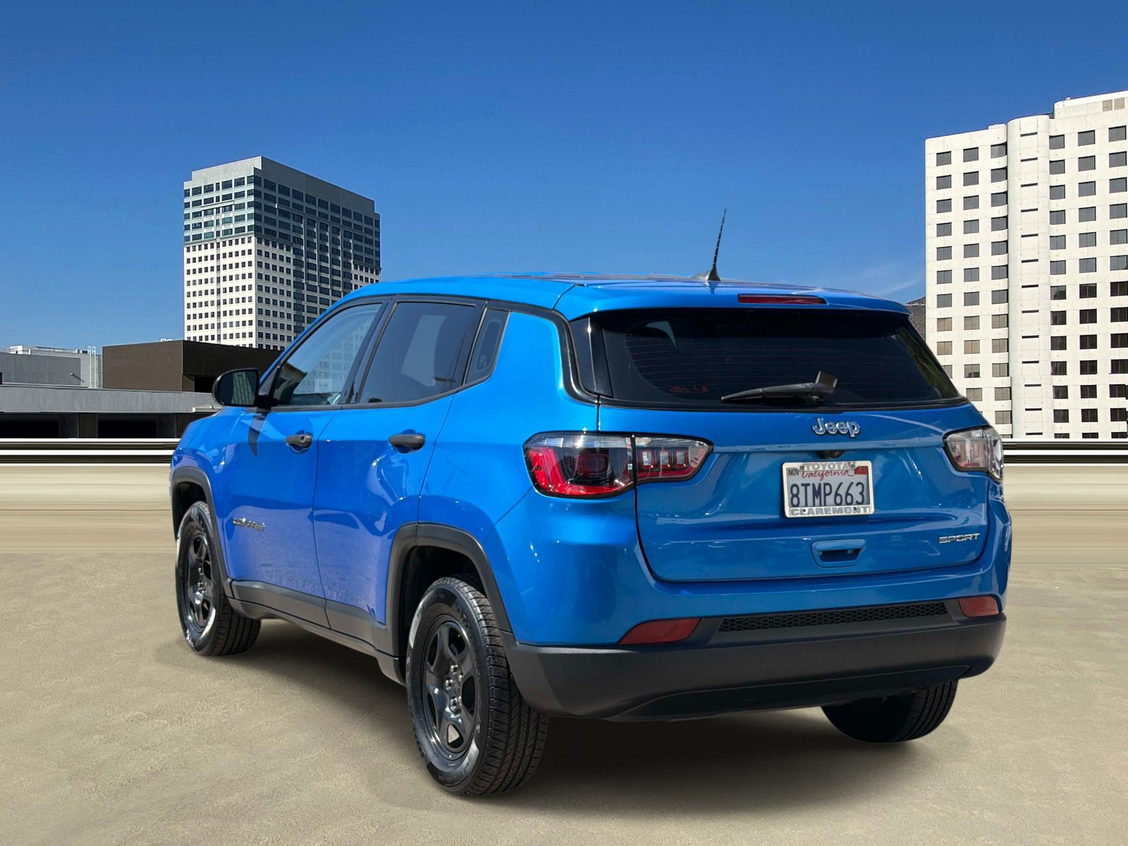 Used 2021 Jeep Compass Sport FWD image 3