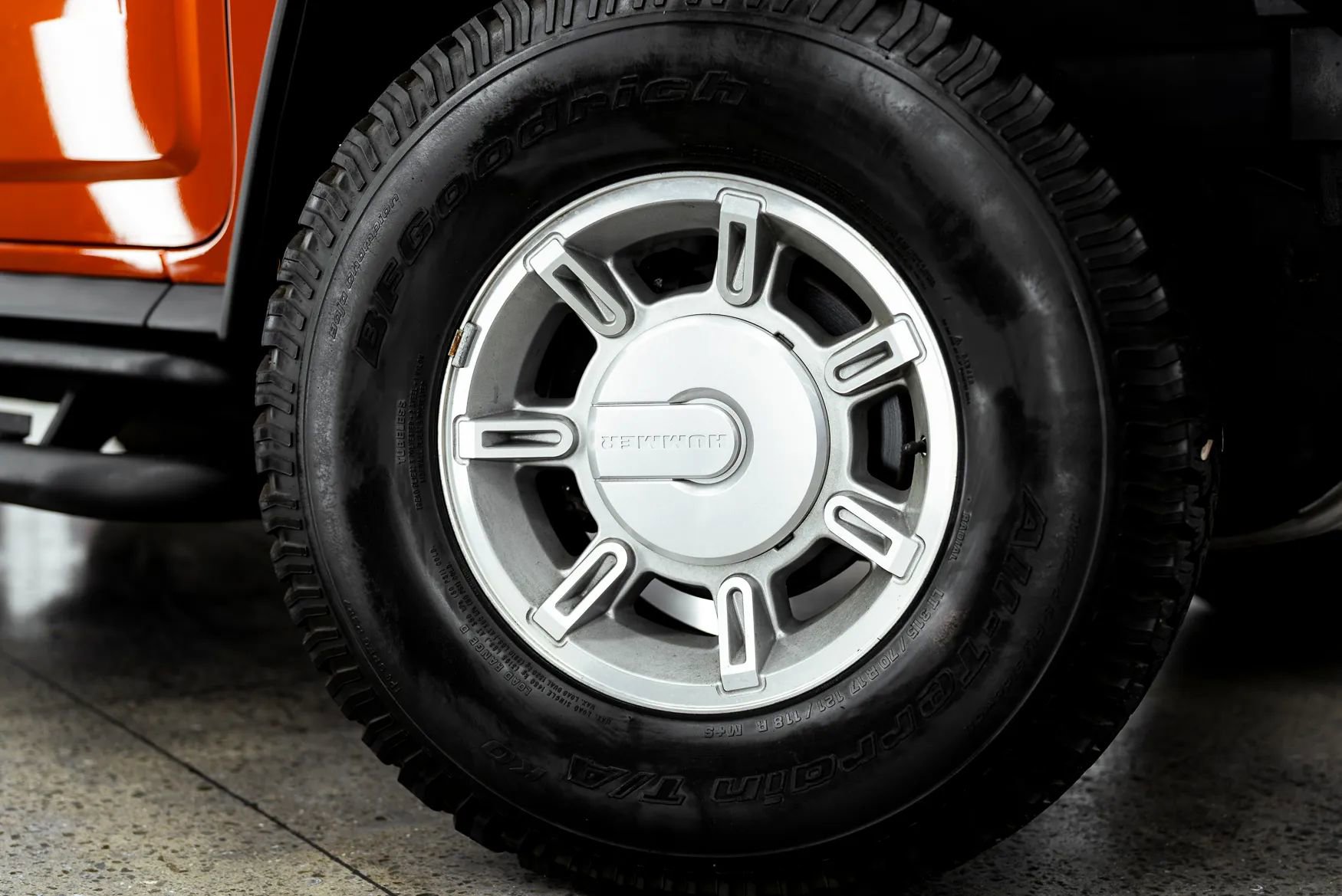 Used 2003 HUMMER H2 Luxury w/ Preferred Equipment Group AWD/4WD image 54