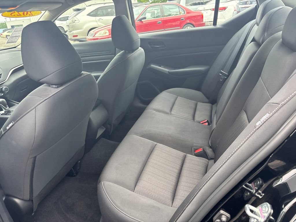 Certified 2025 Nissan Altima 2.5 S FWD image 14