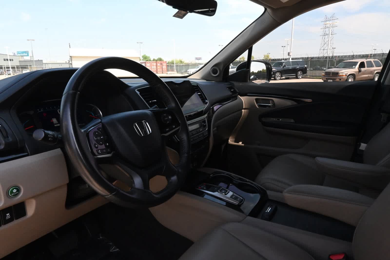 Used 2021 Honda Pilot Touring image 16