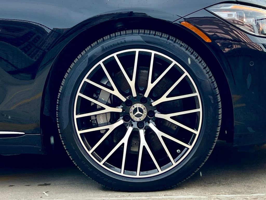Certified 2026 Mercedes-Benz S 500 4MATIC image 11