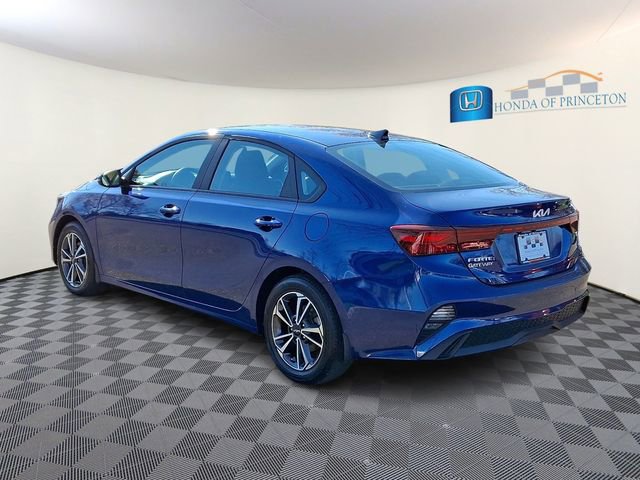 Used 2023 Kia Forte LXS w/ LXS Technology Package image 4