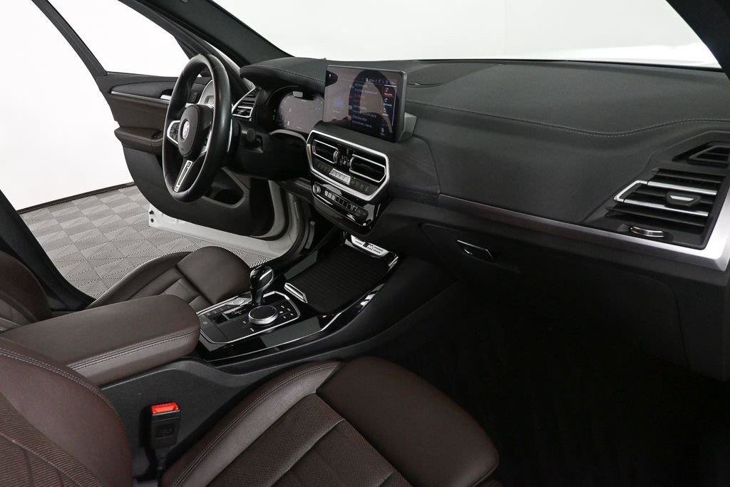 Used 2023 BMW X3 M40i AWD/4WD image 22