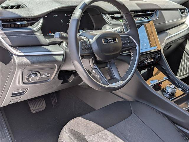 New 2026 Jeep Grand Cherokee Laredo X AWD/4WD image 3