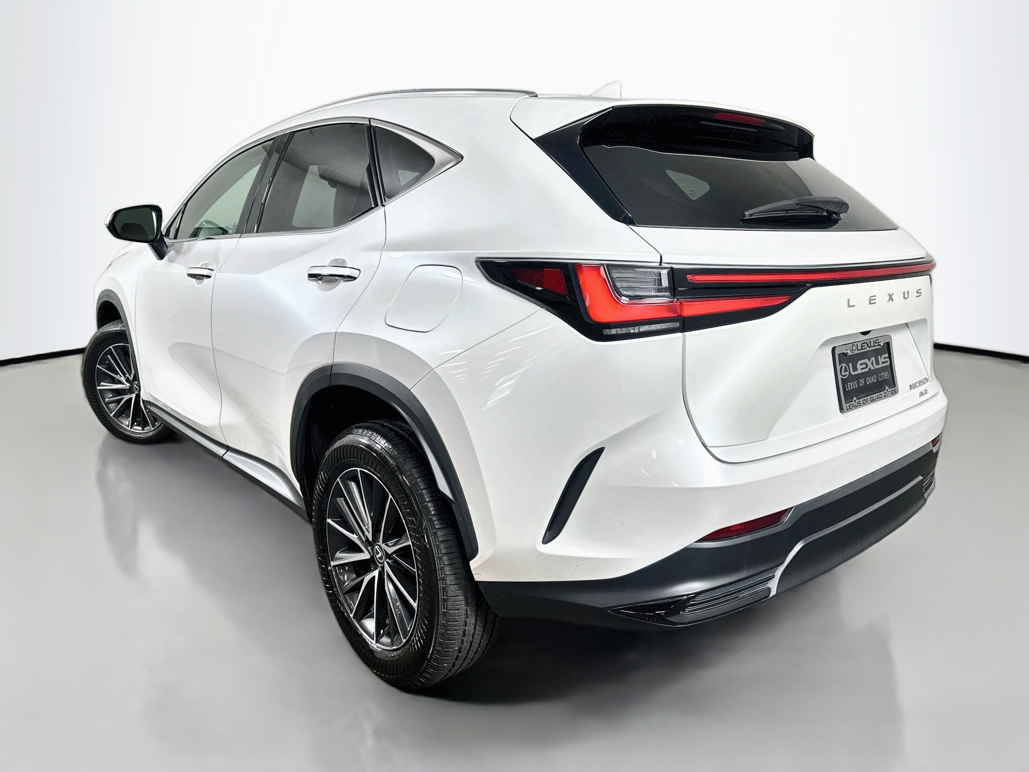 Certified 2024 Lexus NX 350h AWD w/ Cold Area Package image 5