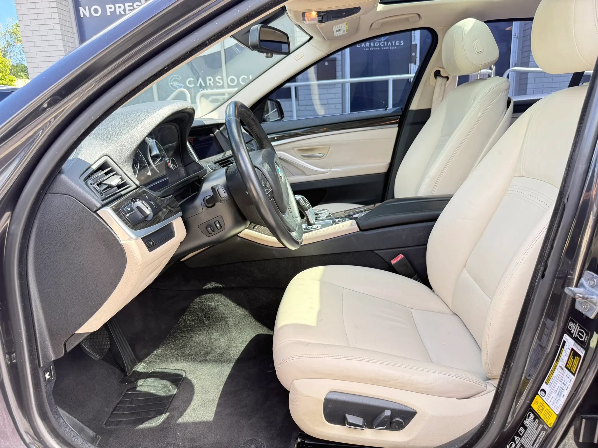 Used 2014 BMW 535i xDrive Sedan AWD/4WD image 15