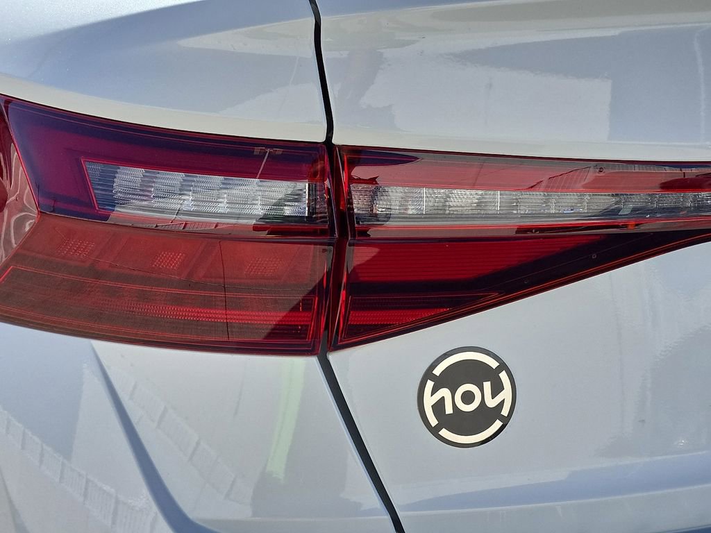 New 2026 Volkswagen Jetta SE image 9