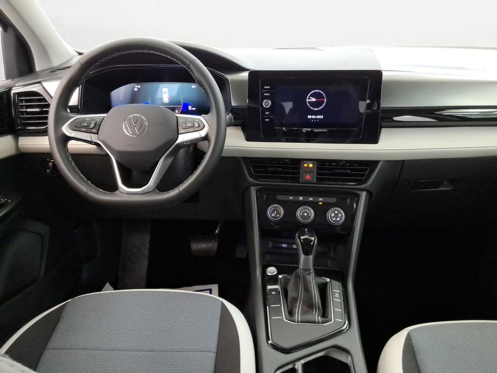 Used 2025 Volkswagen Taos S FWD image 9
