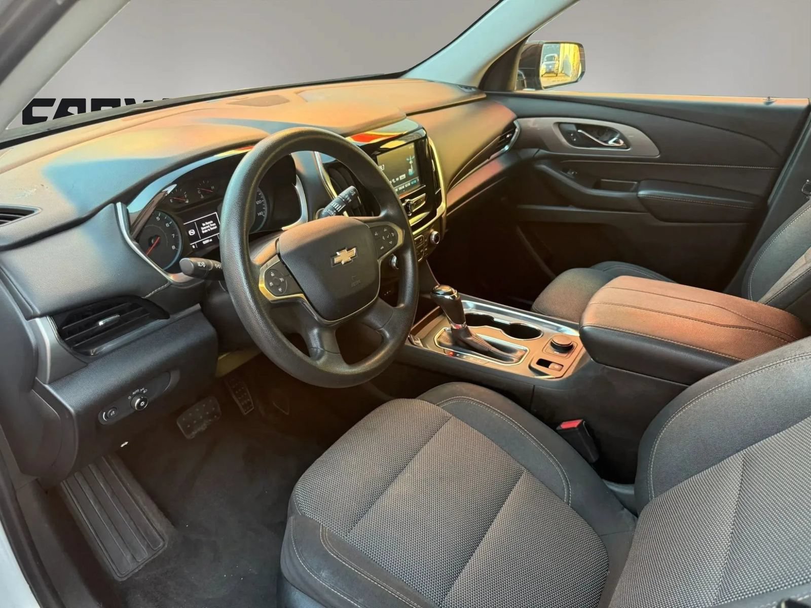 Used 2018 Chevrolet Traverse LS FWD image 11