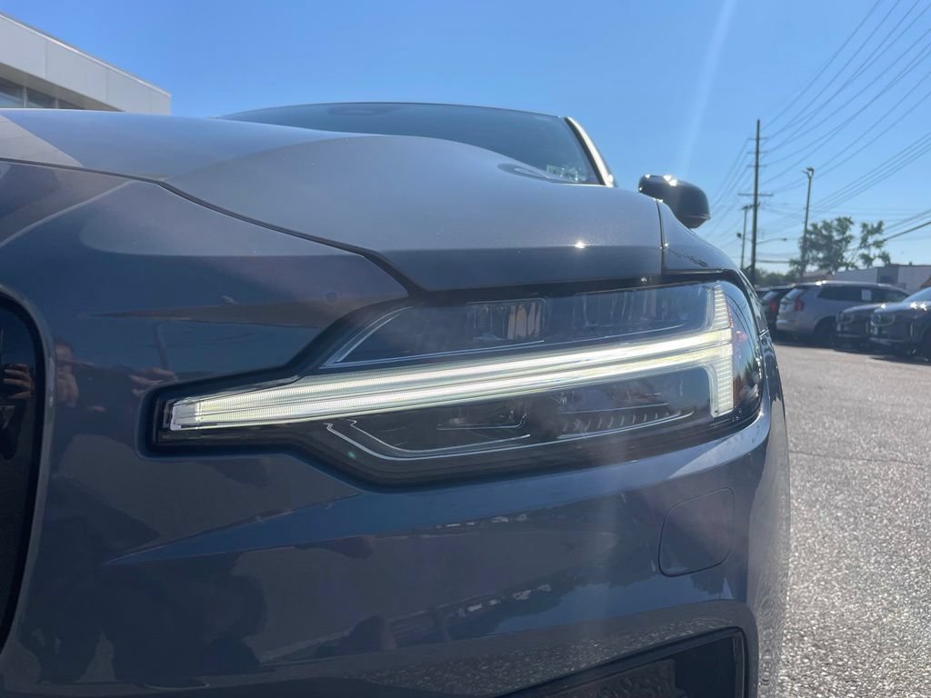 Used 2024 Volvo S60 B5 Plus w/ Climate Package AWD/4WD image 9
