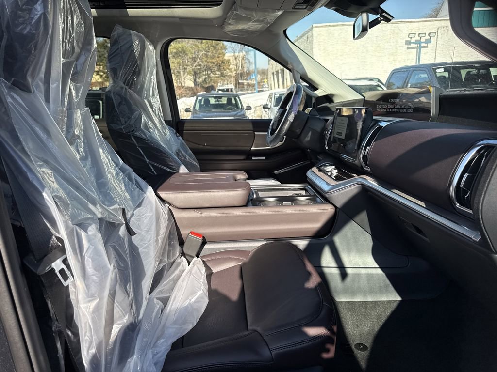 New 2026 Ford Expedition Platinum w/ Platinum Ultimate Package image 25