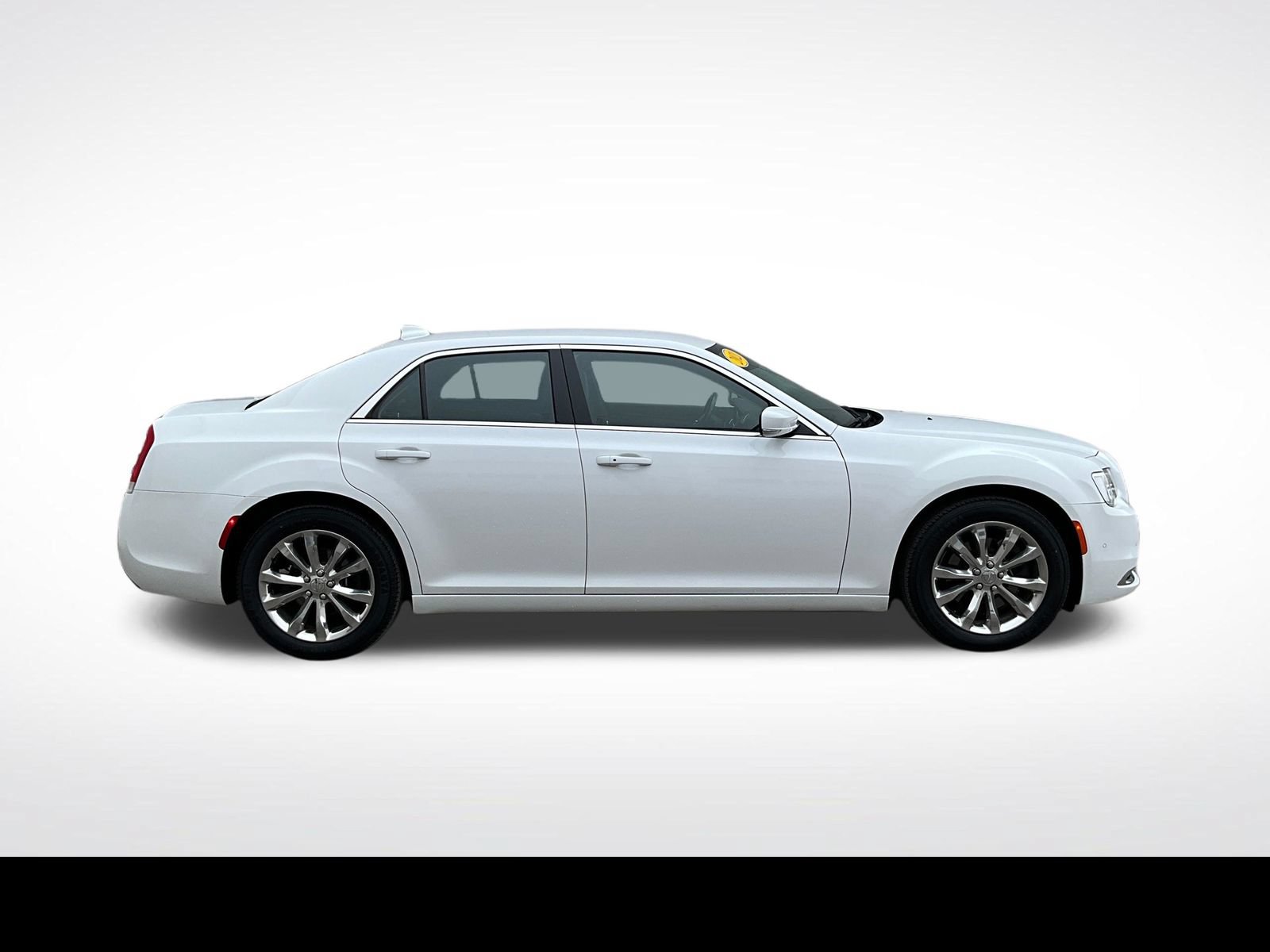 Used 2021 Chrysler 300 Touring L AWD/4WD image 21