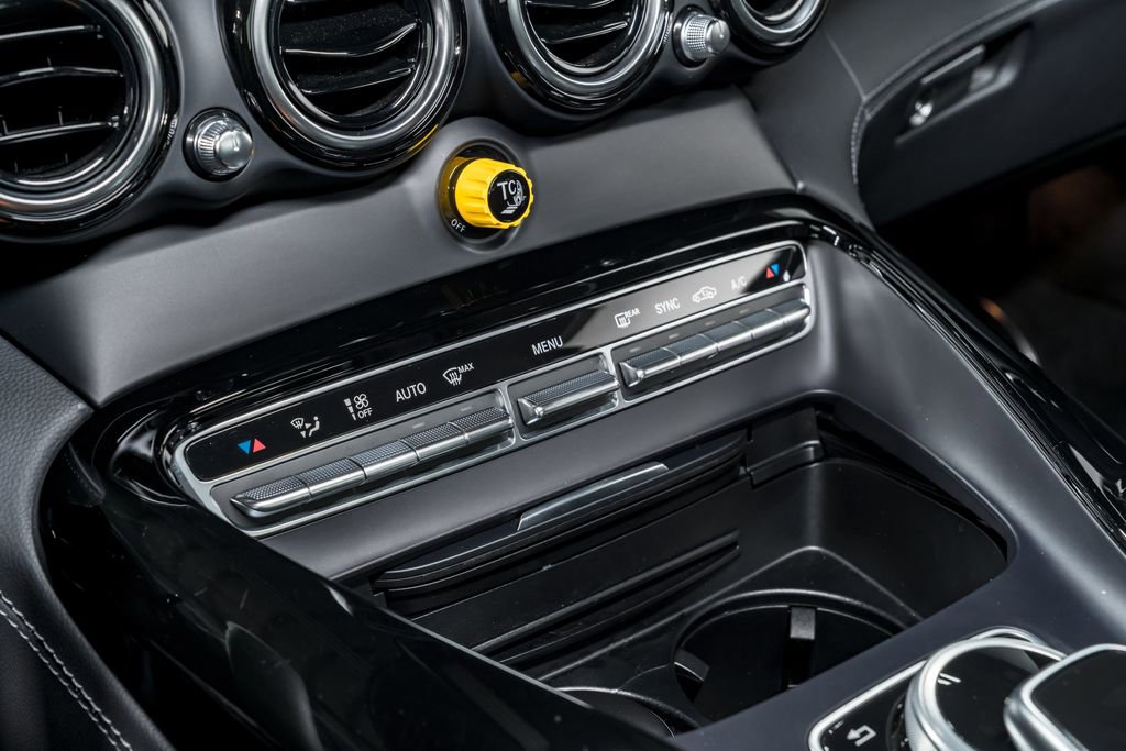 Used 2018 Mercedes-Benz AMG GT R image 25