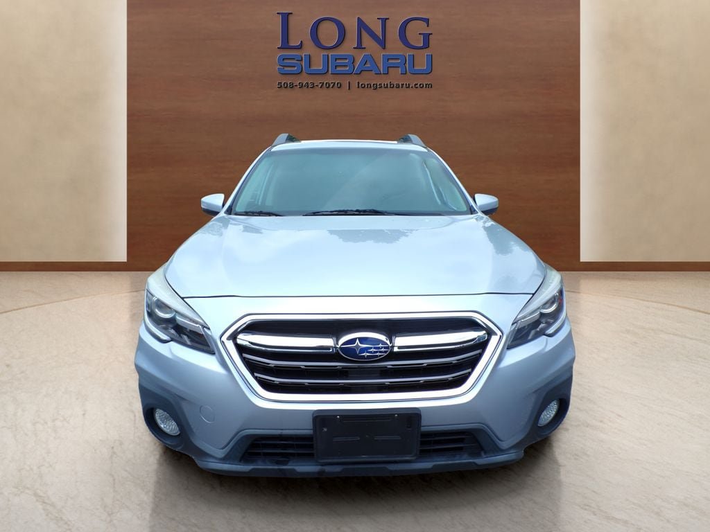 Used 2019 Subaru Outback 2.5i Limited AWD/4WD image 4