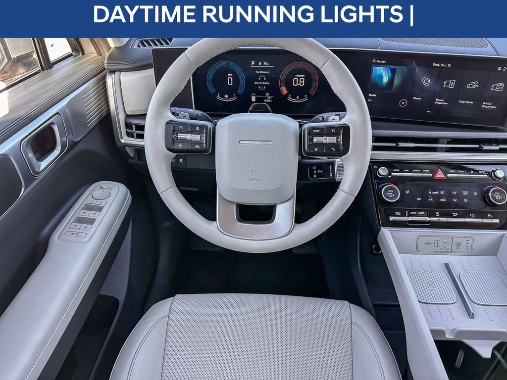 Used 2025 Hyundai Santa Fe SEL FWD image 16