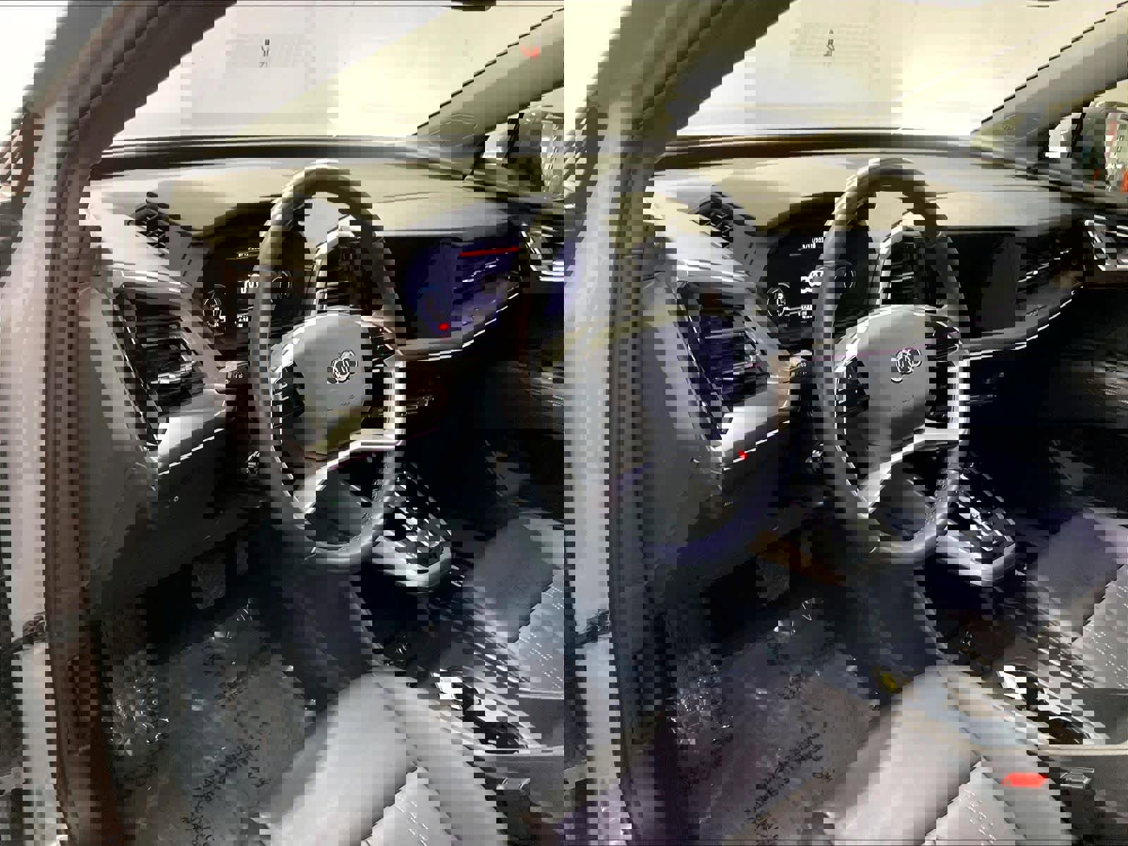 Used 2023 Audi Q4 e-tron Premium Plus w/ Premium Plus image 15