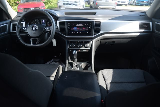 Used 2018 Volkswagen Atlas Launch Edition FWD image 8