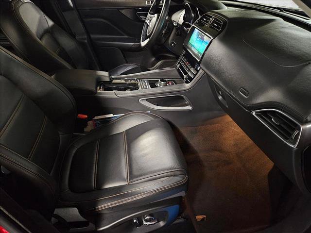 Used 2020 Jaguar F-PACE Prestige AWD/4WD image 21