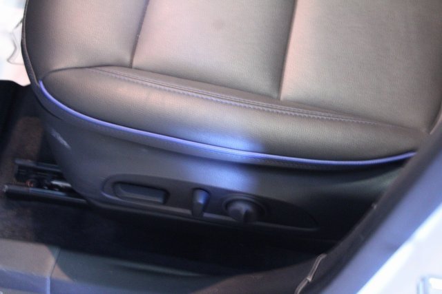 Used 2025 Buick Envista Sport Touring image 12