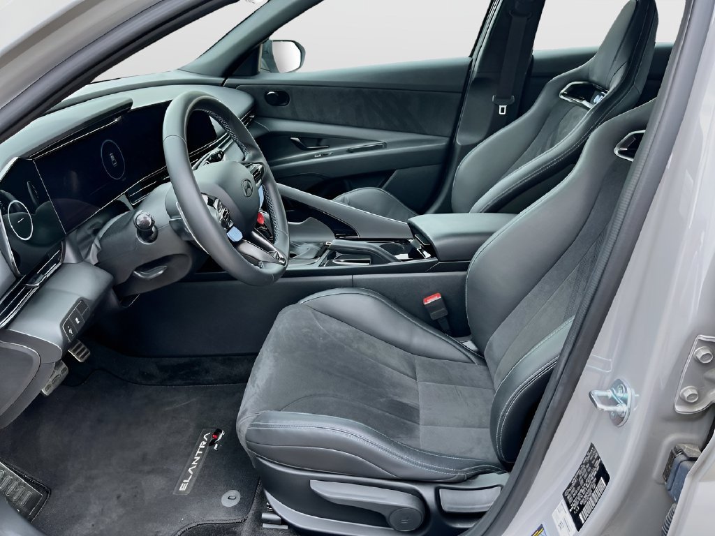 Used 2025 Hyundai Elantra N FWD image 22