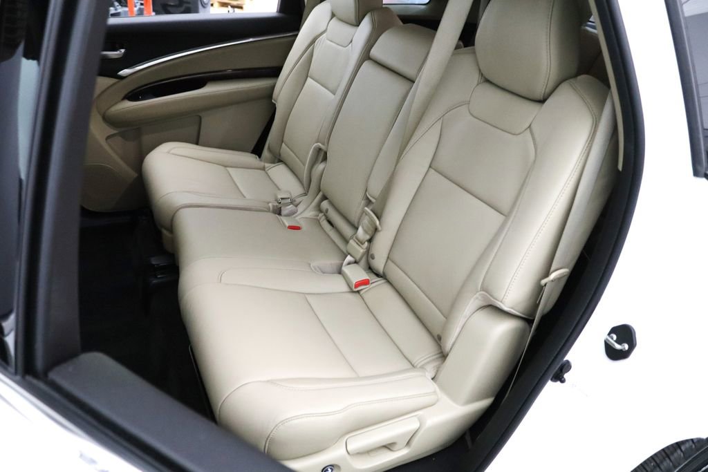 Certified 2017 Acura MDX SH-AWD w/ Technology Package image 9