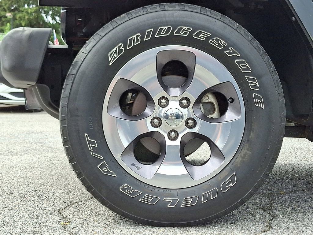 Used 2016 Jeep Wrangler Unlimited Sahara w/ Trailer Tow Group image 8