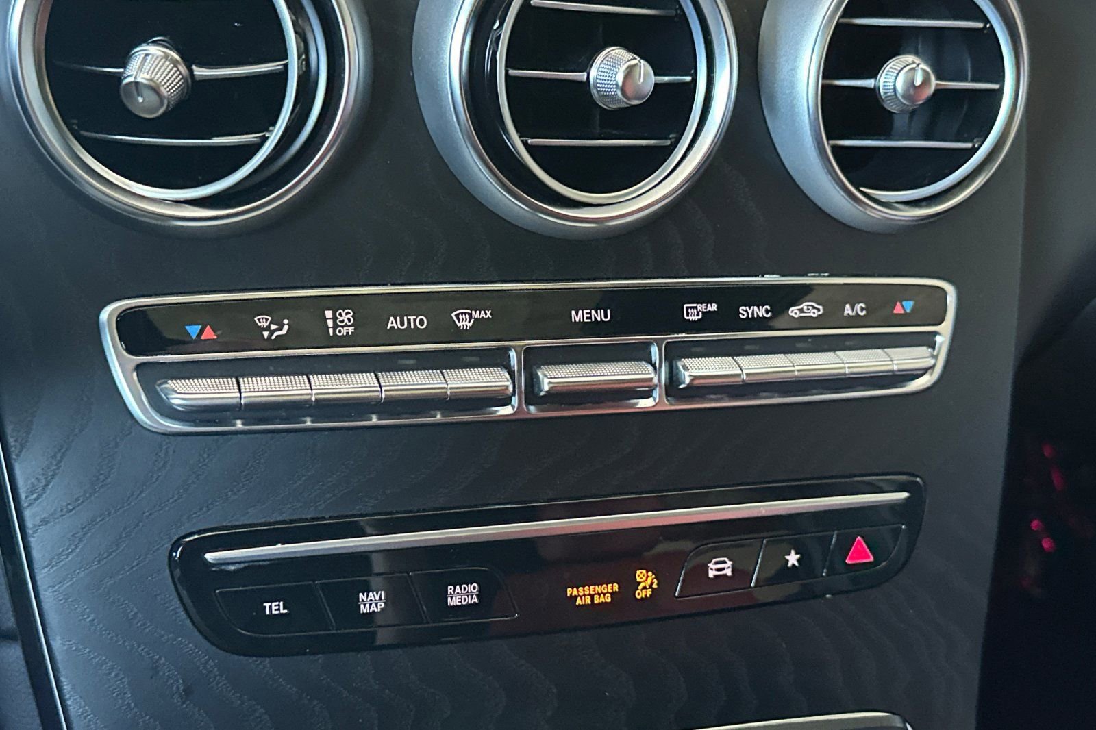 Certified 2022 Mercedes-Benz GLC 300 4MATIC Coupe image 27