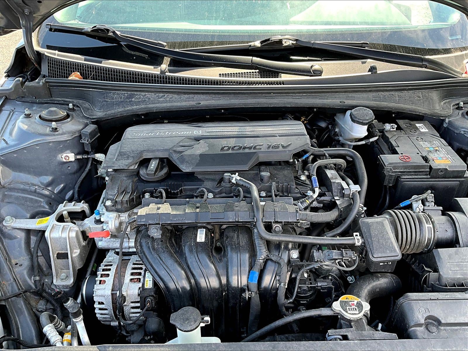 Used 2024 Hyundai Elantra SEL w/ Convenience Package FWD image 28