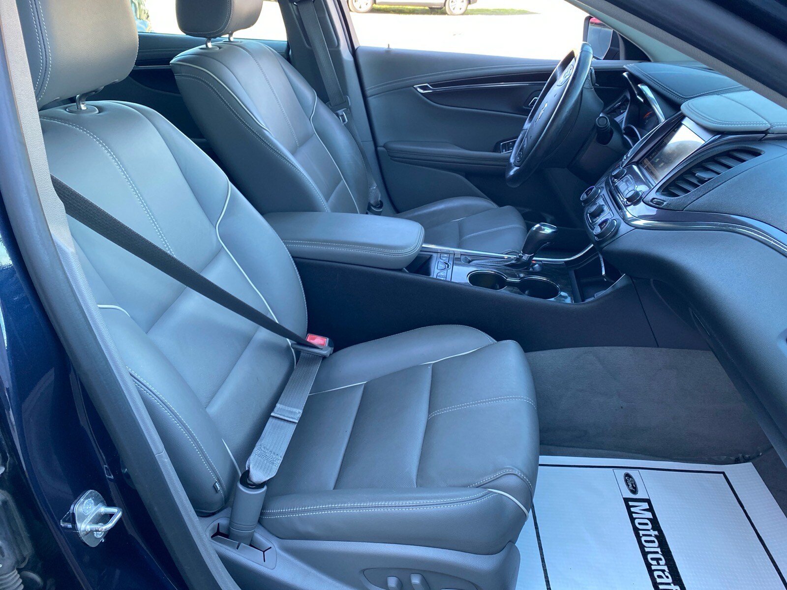Used 2015 Chevrolet Impala LTZ FWD image 25