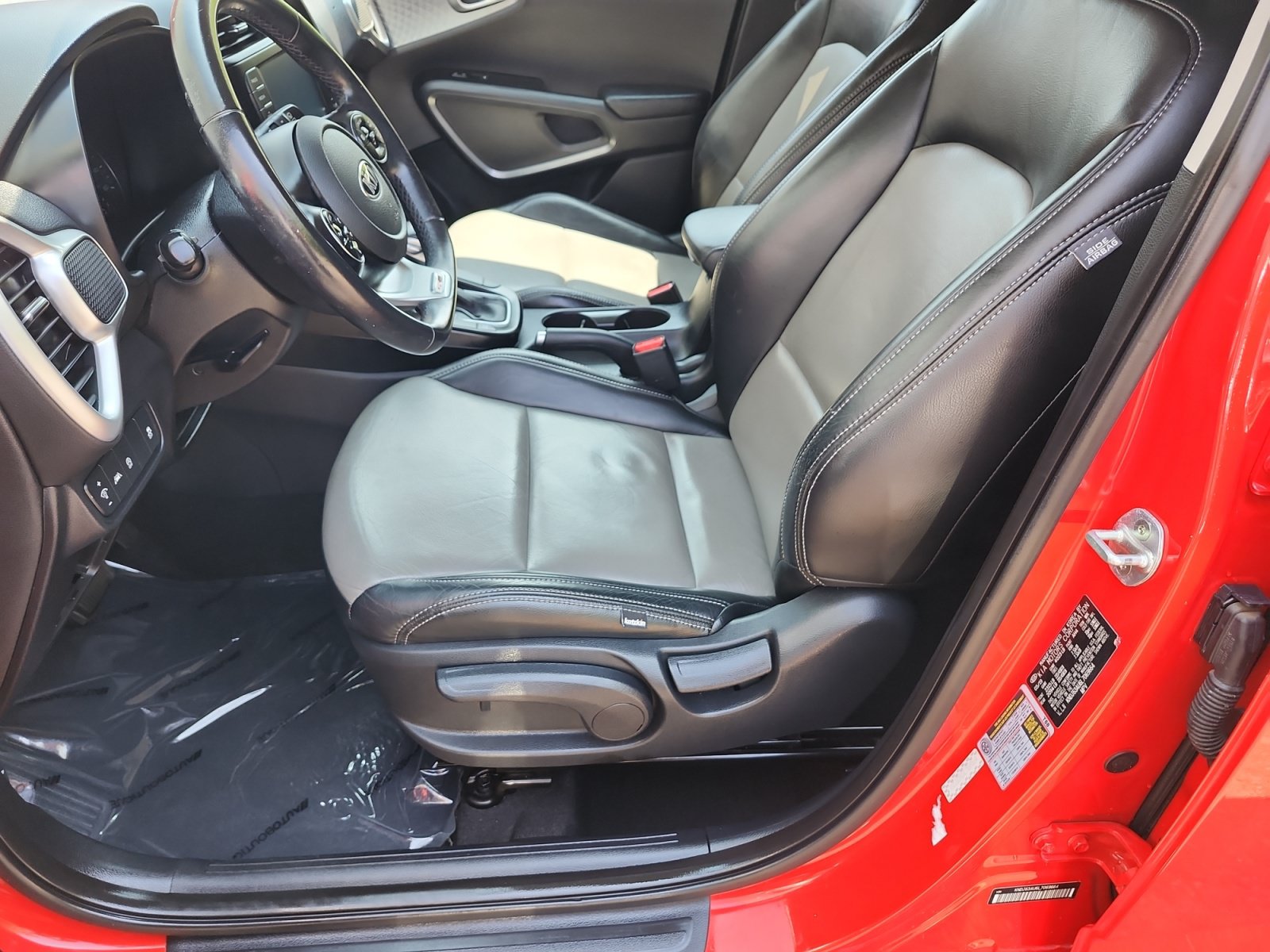 Used 2020 Kia Soul GT-Line FWD image 9