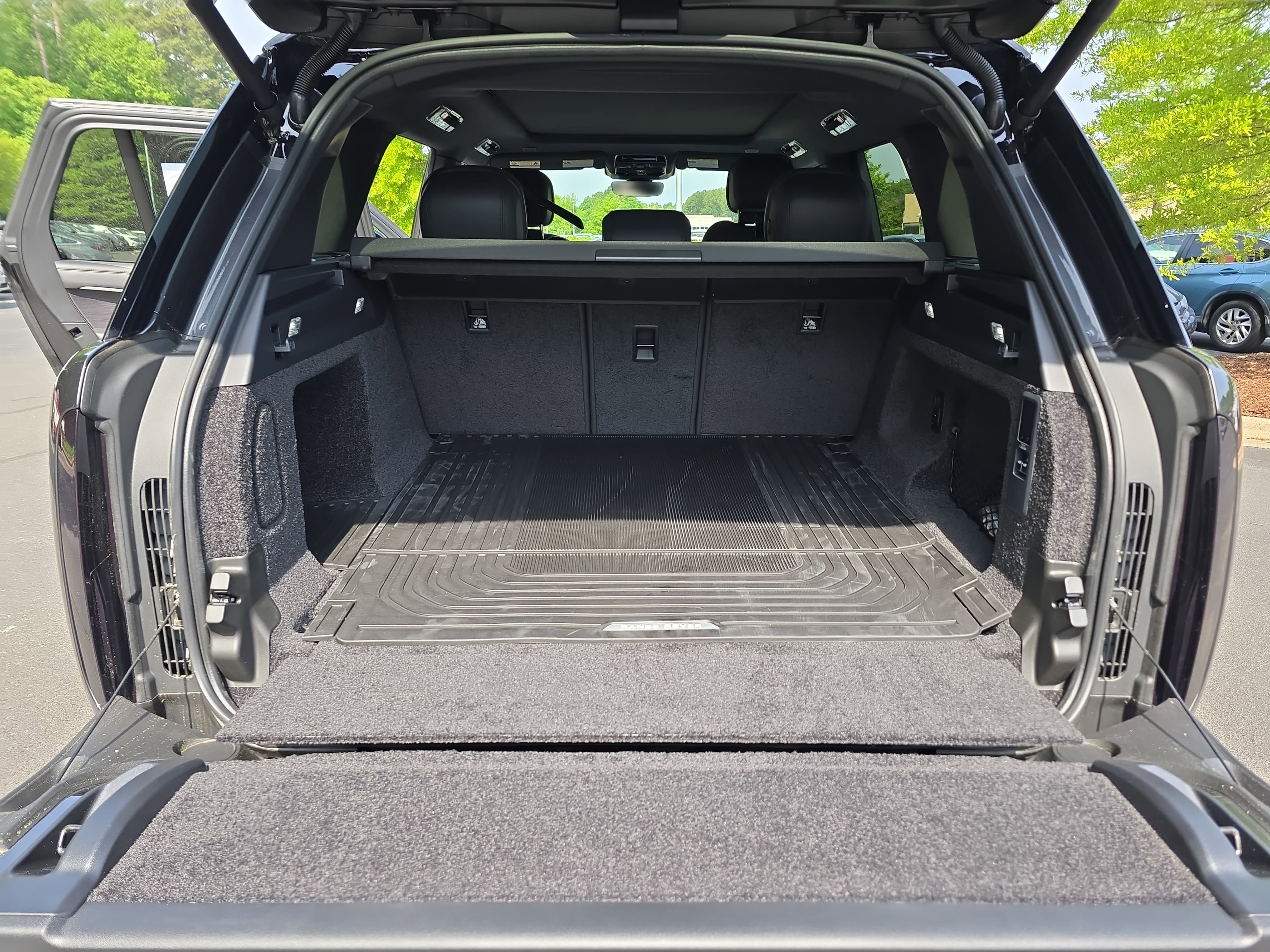 New 2026 Land Rover Range Rover SE AWD/4WD image 12