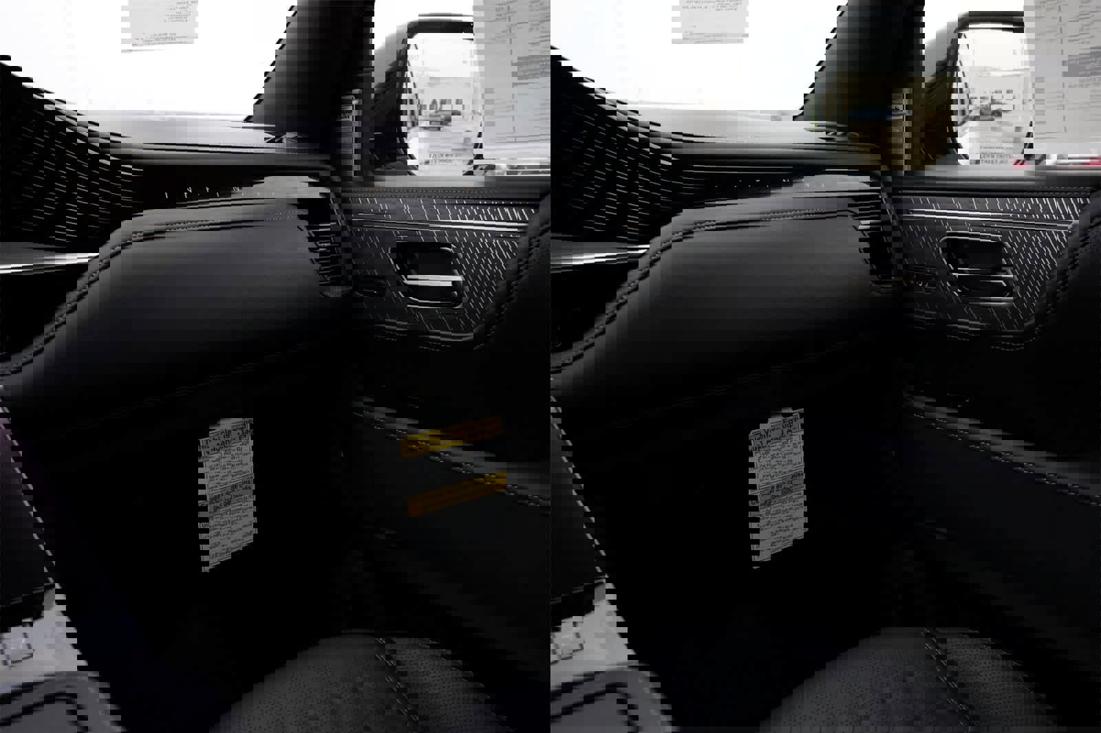 New 2026 INFINITI QX80 Autograph image 8