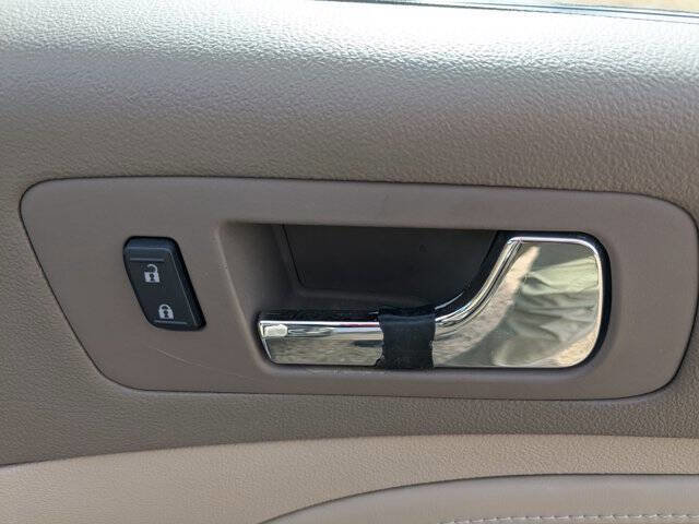 Used 2011 Cadillac STS image 37