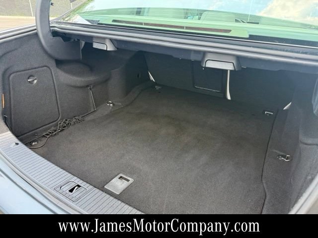 Used 2016 Mercedes-Benz E 350 Sedan image 19