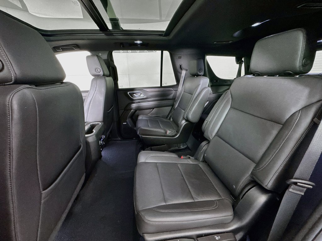 Used 2023 Chevrolet Tahoe Z71 w/ Luxury Package AWD/4WD image 26