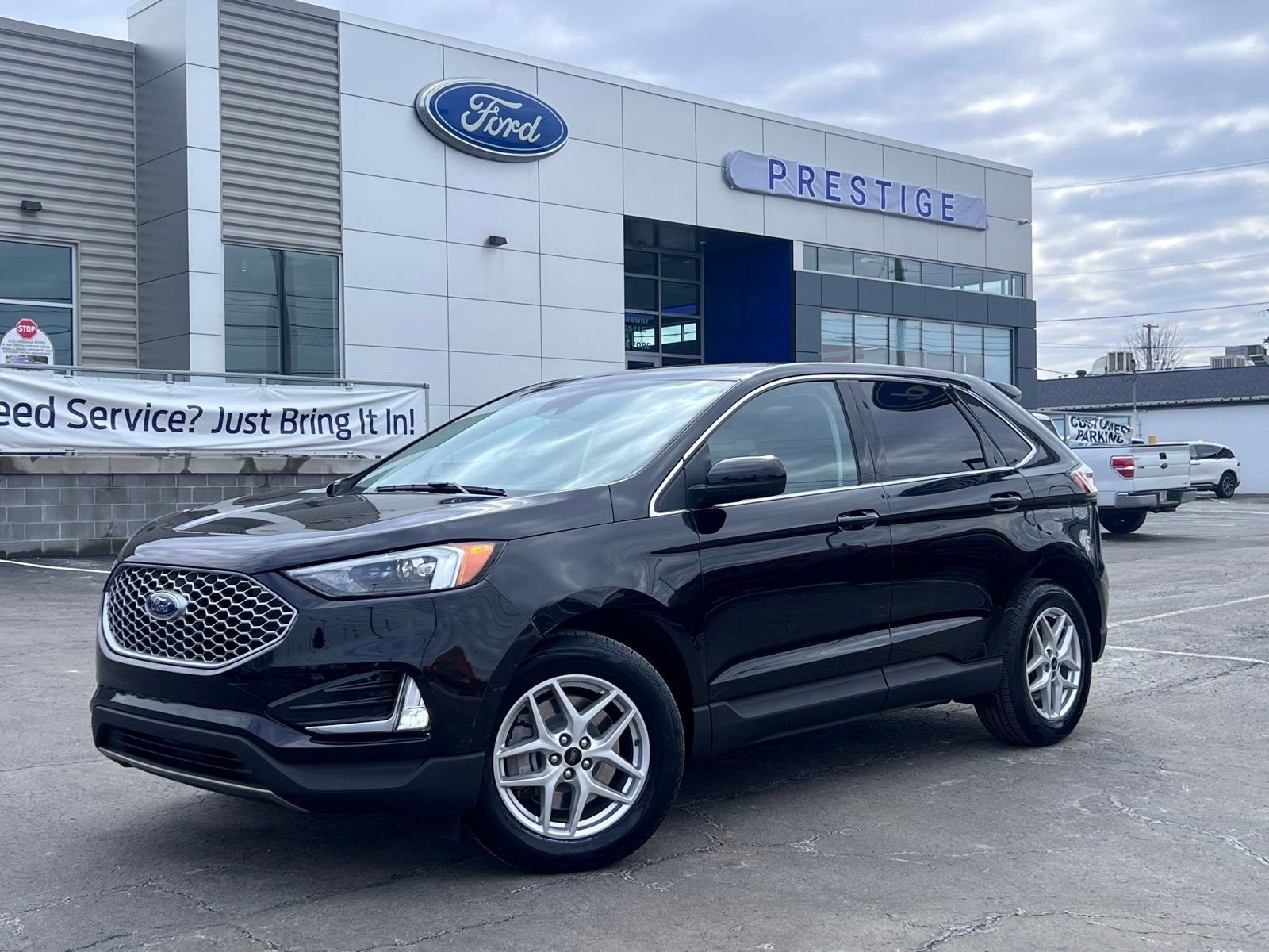Used 2023 Ford Edge SEL w/ Convenience Package AWD/4WD image 1