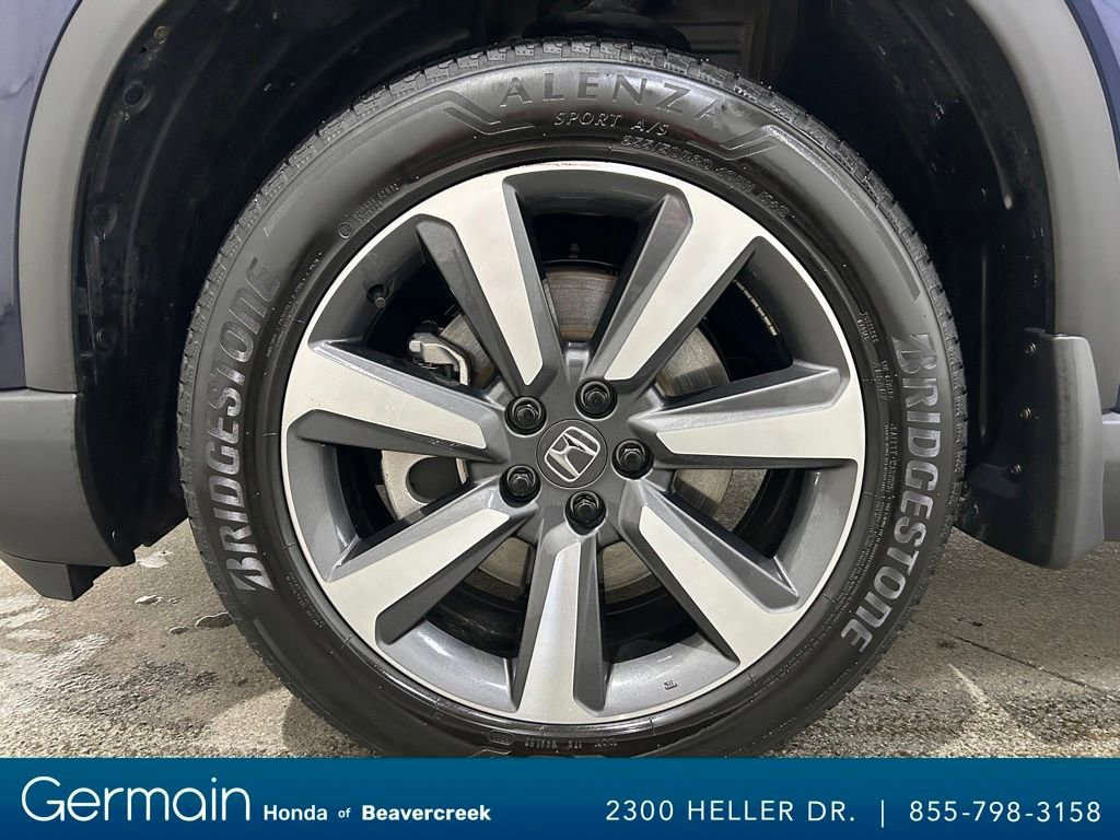 Used 2023 Honda Pilot Touring image 13