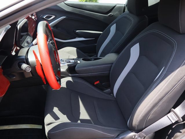 Used 2023 Chevrolet Camaro LT w/ Technology Package RWD image 18