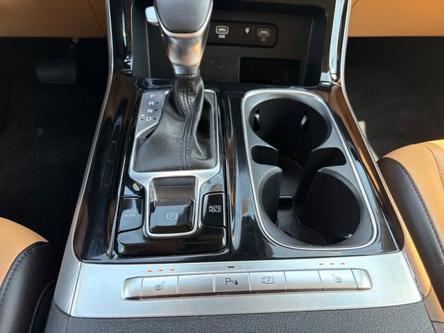 Used 2024 Kia Carnival EX FWD image 29