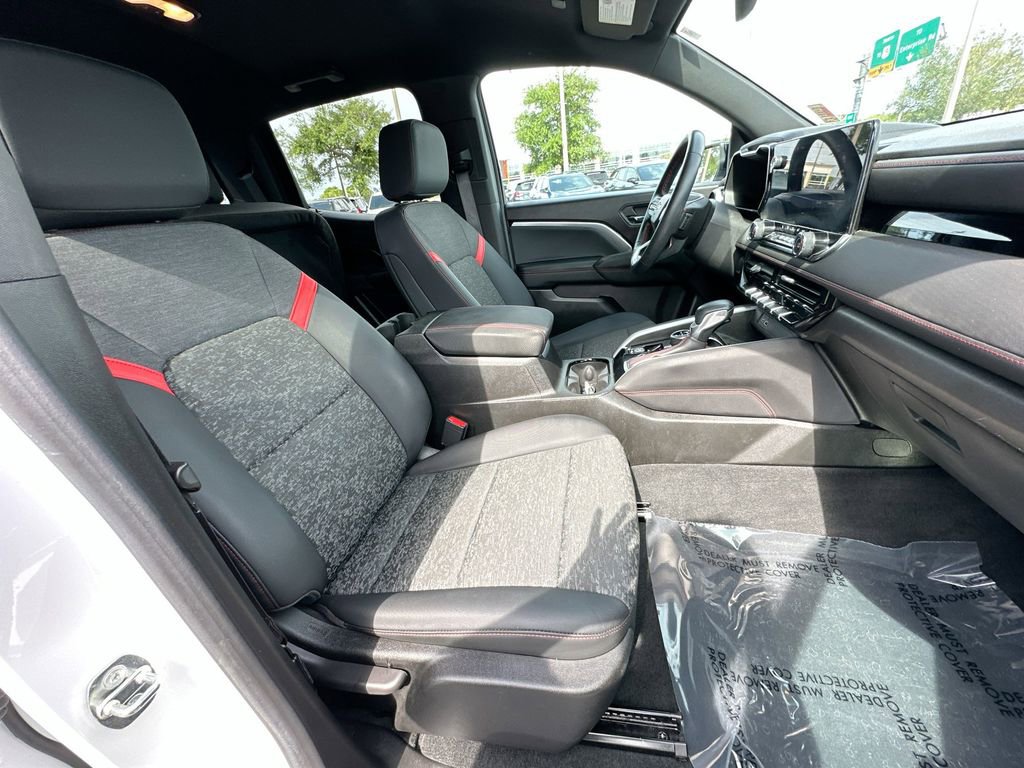 Used 2023 Chevrolet Colorado Z71 w/ Z71 Convenience Package 2 image 26