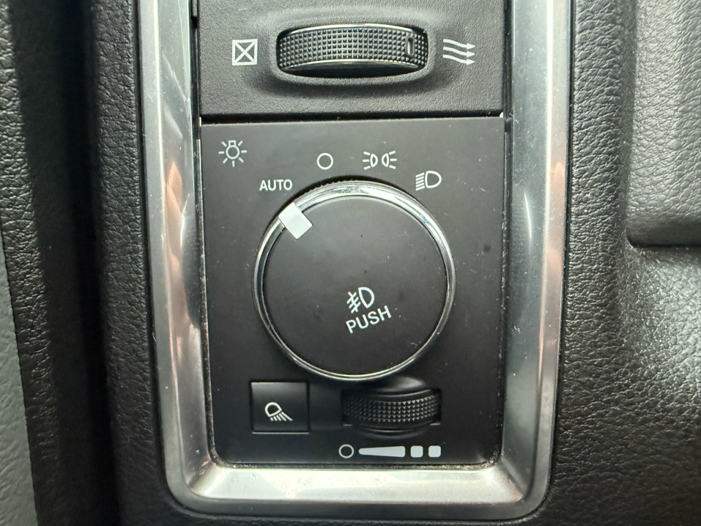Used 2018 RAM 1500 Big Horn image 19