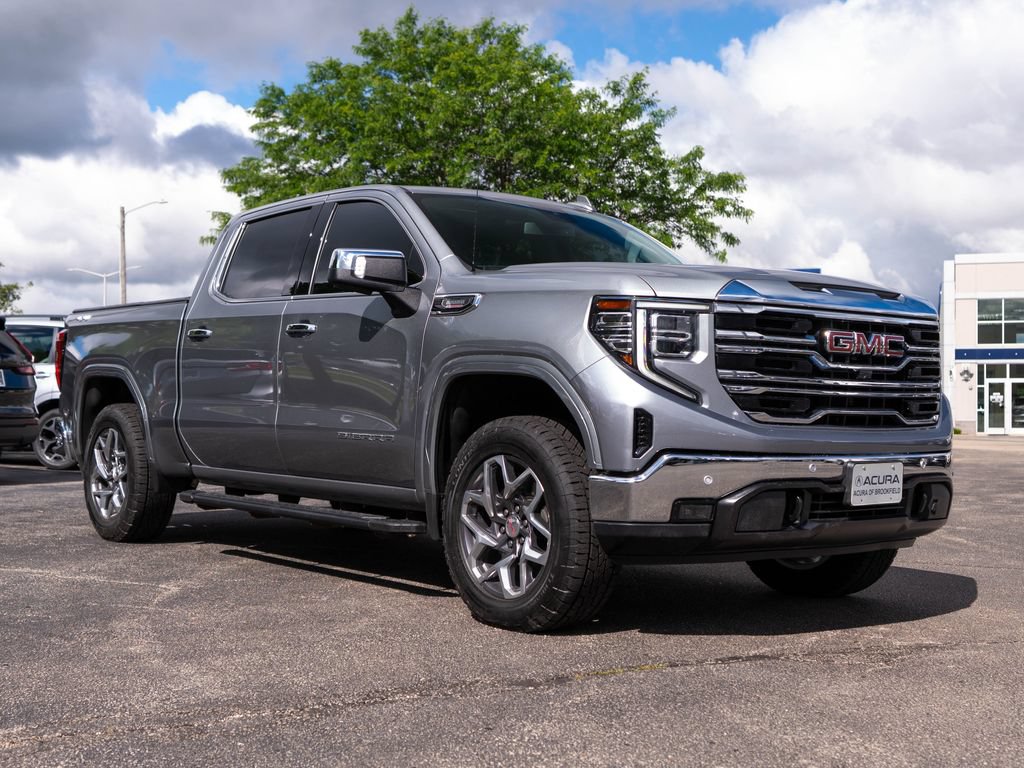 Used 2023 GMC Sierra 1500 SLT w/ SLT Premium Plus Package AWD/4WD image 2