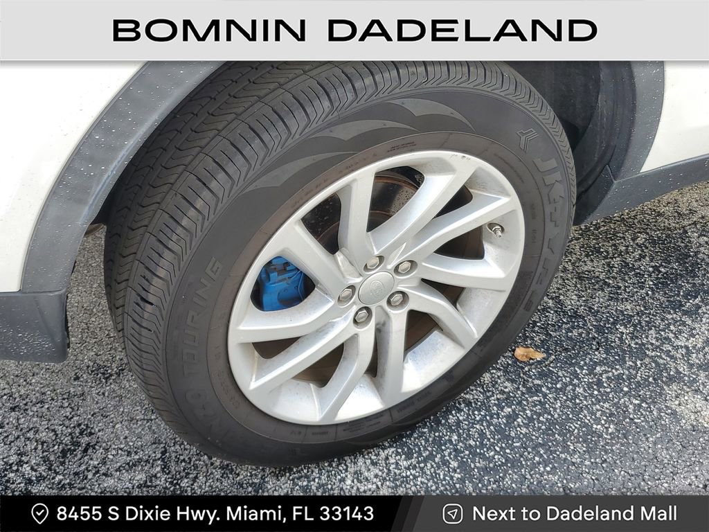 Used 2019 Land Rover Discovery Sport HSE image 5