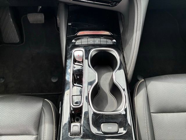 Used 2023 Buick Envision Essence FWD image 17