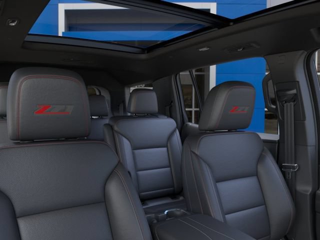 New 2026 Chevrolet Traverse Z71 w/ Enhanced Driving Package AWD/4WD image 25