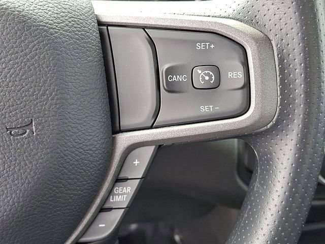 Used 2024 RAM 2500 Tradesman w/ Chrome Appearance Group image 15