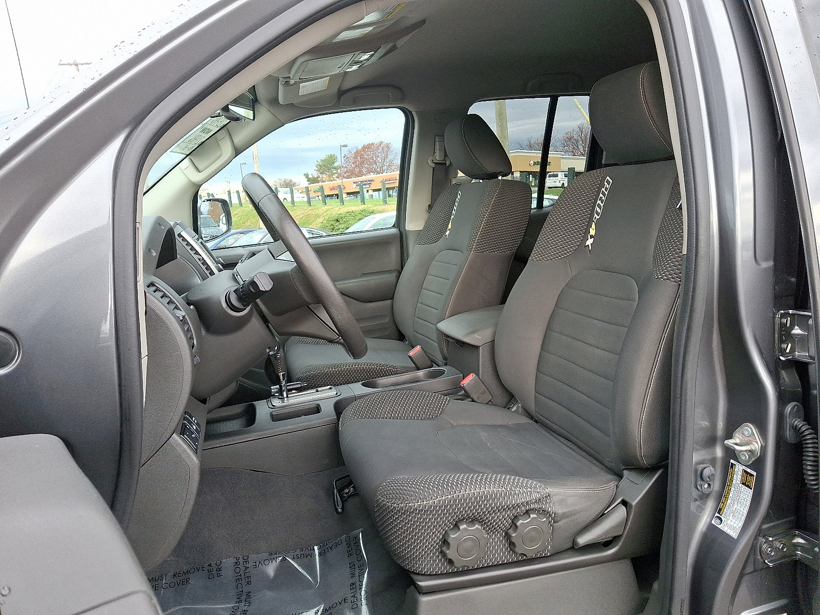 Used 2019 Nissan Frontier PRO-4X image 13
