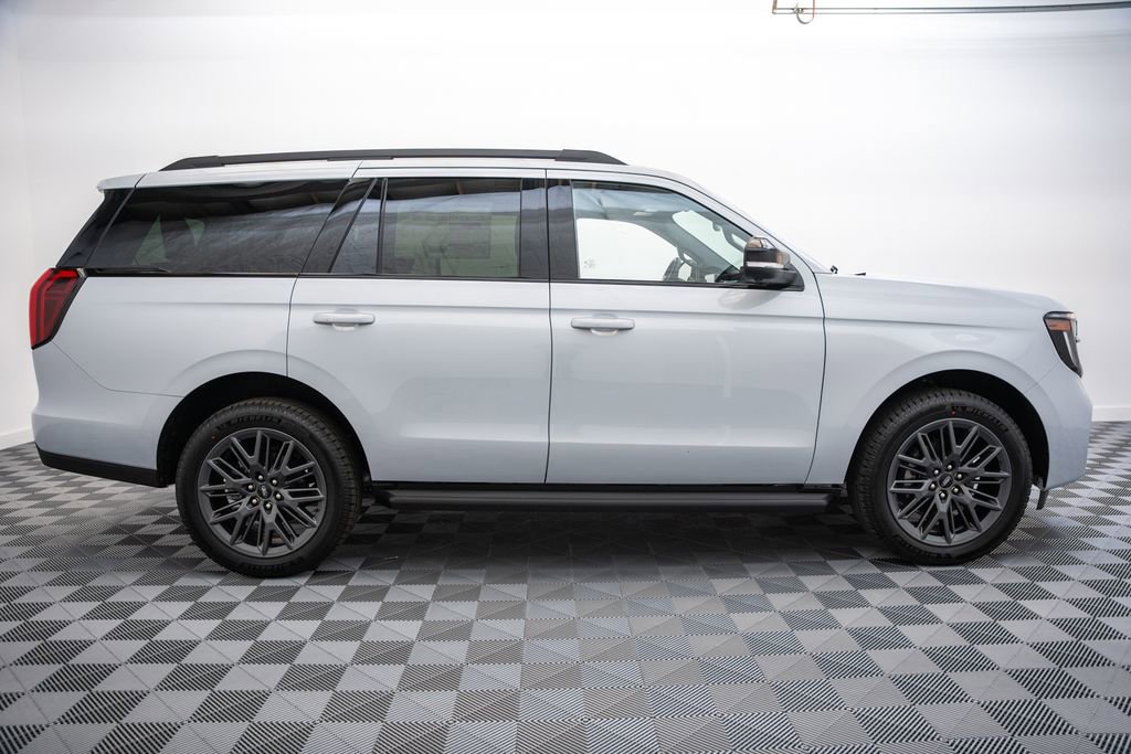 New 2026 Ford Expedition Platinum AWD/4WD image 4