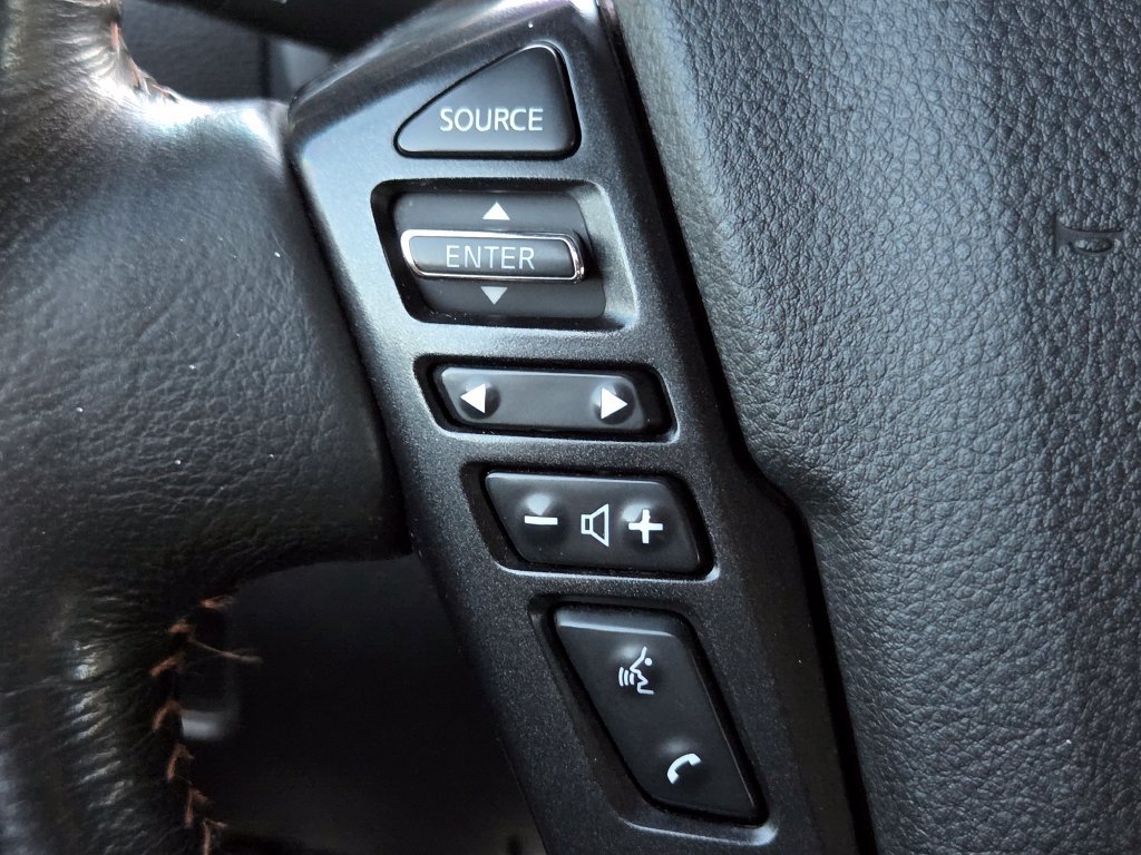 Used 2022 Nissan Titan PRO-4X w/ Pro-4x Utility Package AWD/4WD image 14